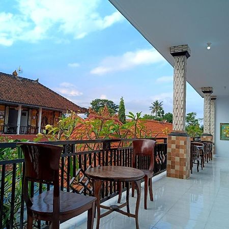 Roy Guest House Canggu Exteriör bild