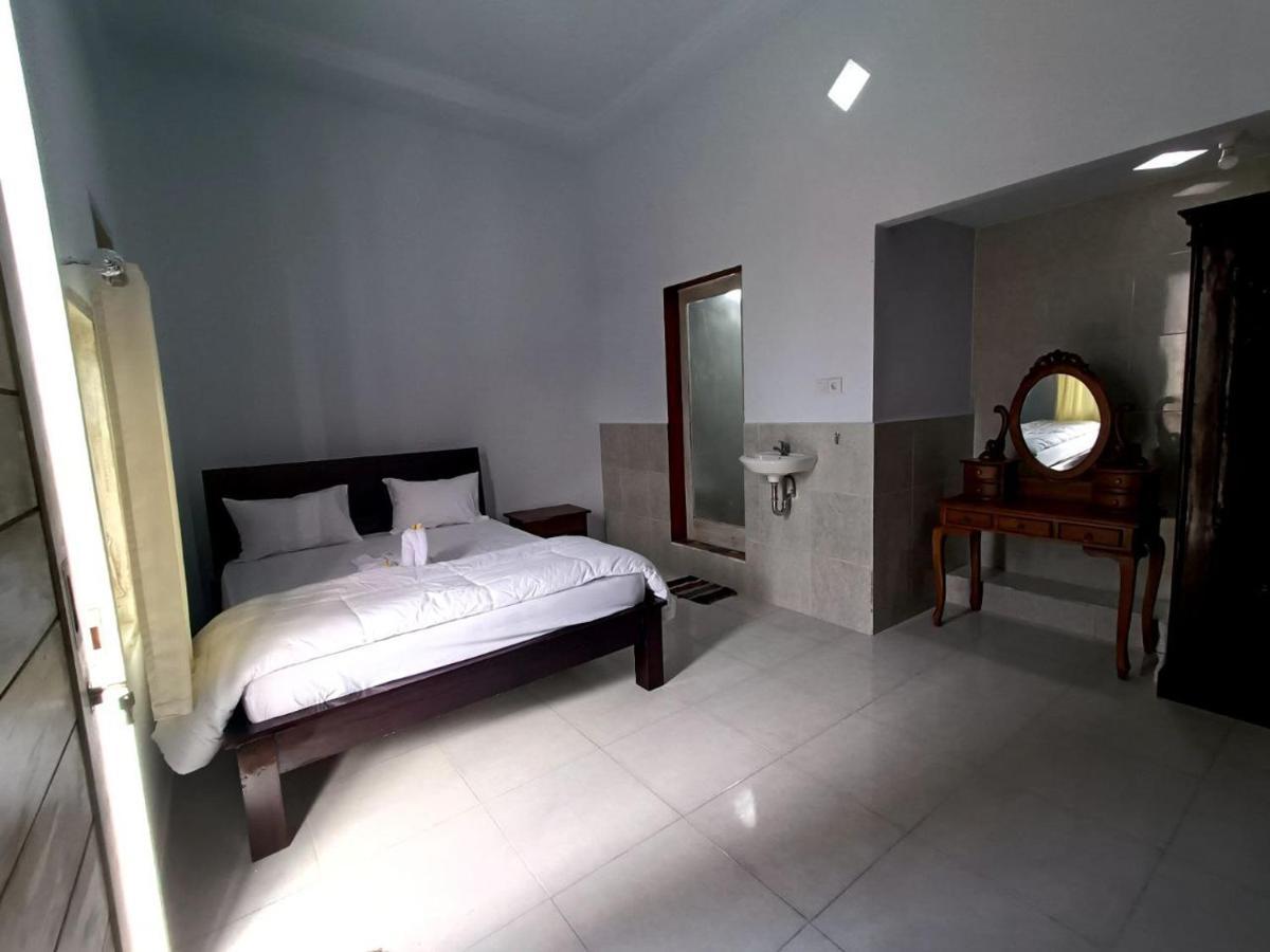 Roy Guest House Canggu Exteriör bild